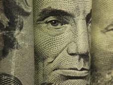 Hiring Social Media Agency Save Money