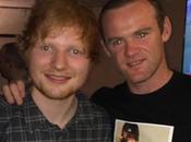 Wayne Rooney Performs Duet with Sheeran