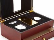 Shout Day: Moda Operandi Introduces Gifts Gold This Holiday Season