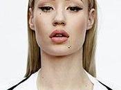 Iggy Azalea Gives Social Media