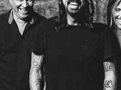 Dave Grohl Stops Fighters Show Blind