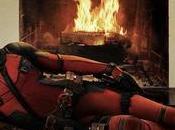 Ryan Reynolds Shows DEADPOOL Costume, Burt Style