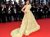 Sonam Kapoor Elie Saab (Cannes 2015)