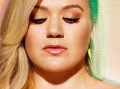 Kelly Clarkson Covers Rihanna’s Bitch Better Have Money