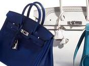 What Essential Features Handbags?