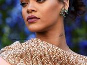 Rihanna Unveils Artwork