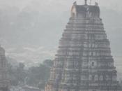 DAILY PHOTO: Temple Haze