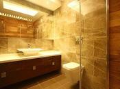 Give Luxury Look Your Bathroom With Frameless Shower Screens