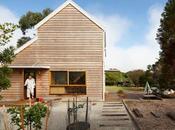 Furniture-on-Wheels Makes This Home&#039;s Kitchen Super Flexible