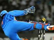 Dhoni Stumped Press That 112M Thalada