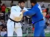 Defeated Egyptian Judoka Refuses Shake Hands with Israeli Rival