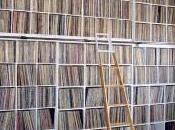 Properly Maintain Your Vinyl