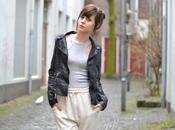 Outfit More Sports Neckline