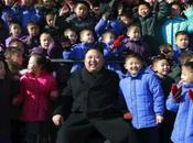 Jong Visits School Orphans