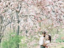 Pretty Spring Engagement Session