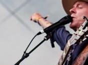 Can’t Stay Away: Kiefer Sutherland Boots Hearts 2017