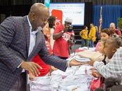 Charitable: Emmitt Smith JCPenney Donate 3000 Uniforms Dallas Students