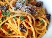 Fresh Tomato, Garlic Olive Pasta
