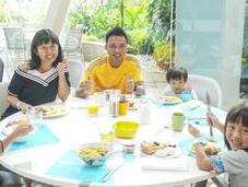 Mealtimes Family Bonding