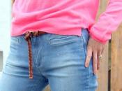 Flare Jeans Neon Sweater