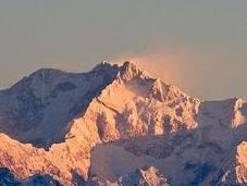 Himalaya 2011: More Summits Everest Kangchanjunga