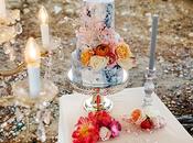Stunning Wedding Cake Decoration with Fresh Flowers