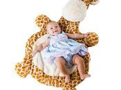 Your Baby Will Love Cuddle This Giraffe