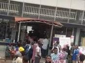 Coronavirus: Kunle Pharmacy Drew Boxes Ensure Social Distancing Customers (Photos)