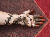 Latest Hand Mehndi Designs Girls 2012