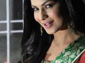 Veena Malik Celebrated Diwali with Rama