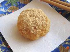 Kinako (Sweet Bean Flour) Ohagi (Glutinous Rice Balls)