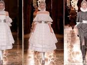 Alexander McQueen Fall/Winter 2013 Ready Wear Paris Fashion...