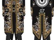 Riccardo Tisci’s Custom Givenchy Piece Rihanna...