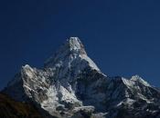 Himalaya Fall 2013: Expeditions Still Field