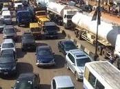 UNIBEN Students Block Road They Stage Protest Against ASUU Strike (Photos)