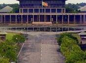 Party Leaders, Protesters Fail Meet Parliament