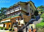 Affordable Hotel Baguio: Upstairs Bath