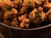 Watch: Make Kurkure Moong Pakoda Pair With Evening