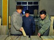 DPRK Premier Pong Inspects Products Kan...