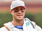 James McCann Biography: Age, Height, Parents, Career, Wife, Children, Worth