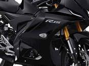 Yamaha R15: Features Yamaha's Most Popular Sports Bike