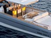 Magazzù M16: Miles Rough Seas Extraordinary Boat