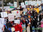 Love Mountains” Rally Draws Protestors