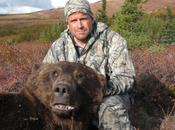 Canada Renews Unpopular Grizzly Bear Trophy Hunt