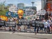 Seattle Symbolically Blockades Train Tracks