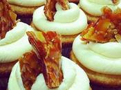 Almond Praline Crunch Cupcakes